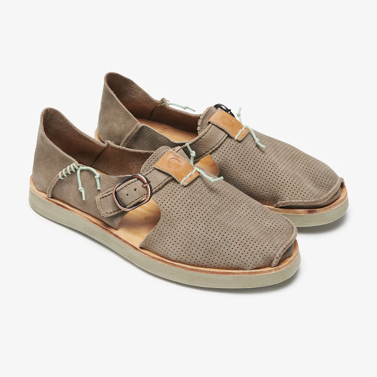 Benirras Microperforated | Loden - Image 3