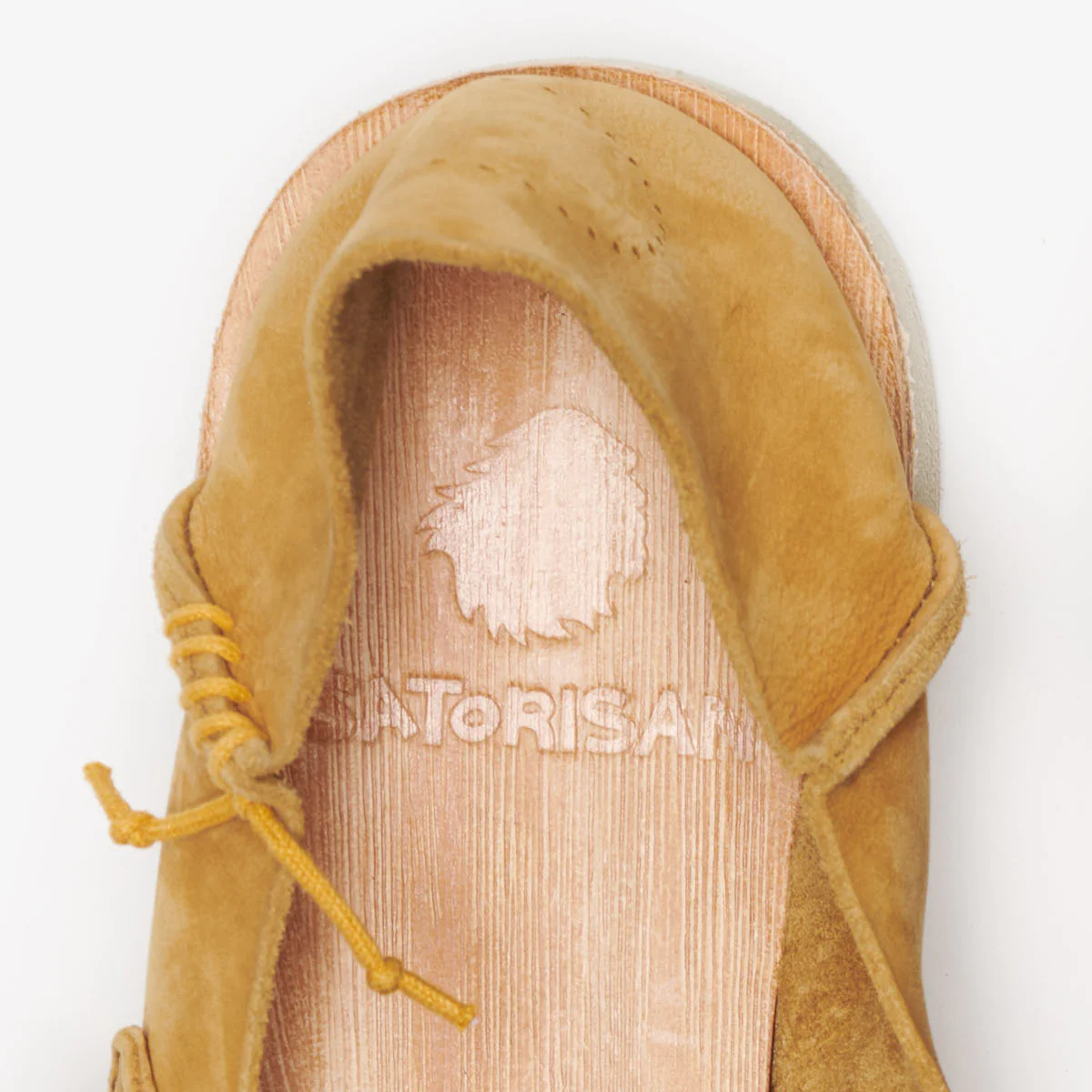 Benirras Microperforated | Peanut - Image 8