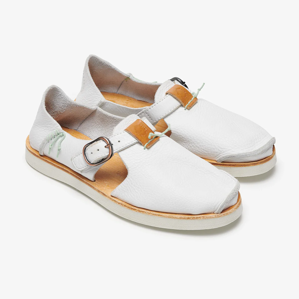 Benirras Premium | White - Image 3